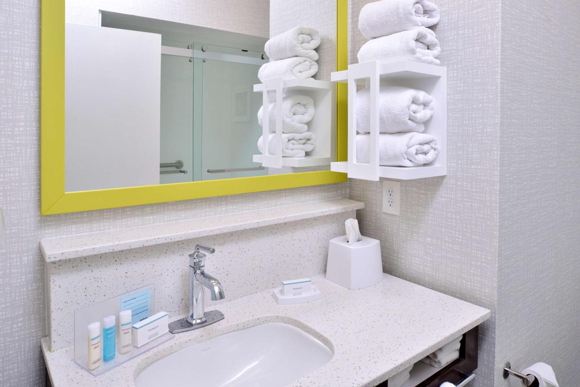 Hampton Inn Laporte La Porte Esterno foto